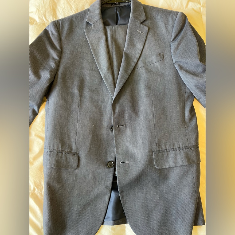 38r Suit 32x30